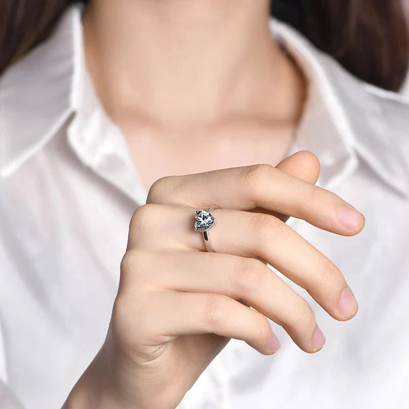 Heart Shape Moissanite Ring - Nawaz Jewellers