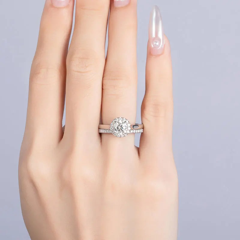 The Eternity Moissanite Ring