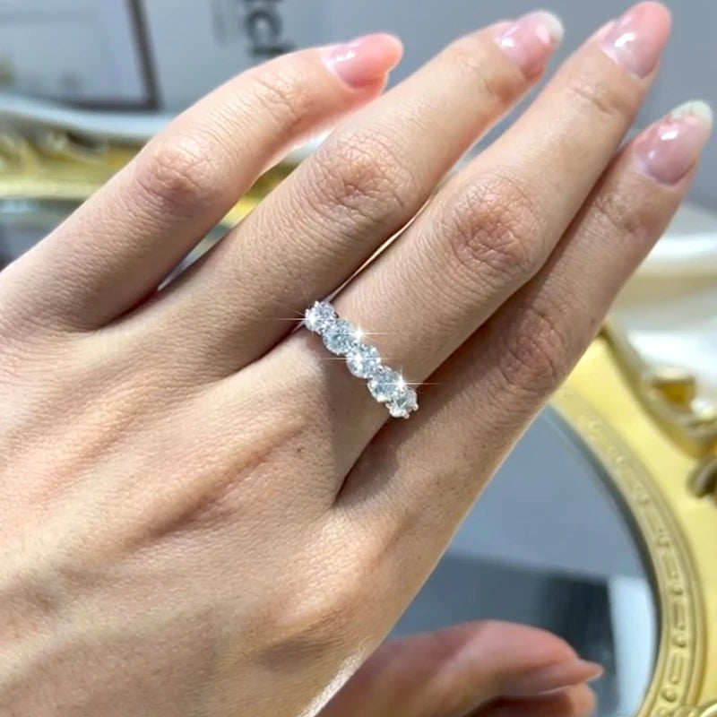 Luminous Lineage Moissanite Band - Nawaz Jewellers