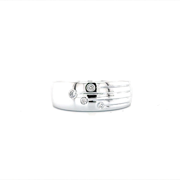 Radiant Moissanite Elegance Ring - Nawaz Jewellers