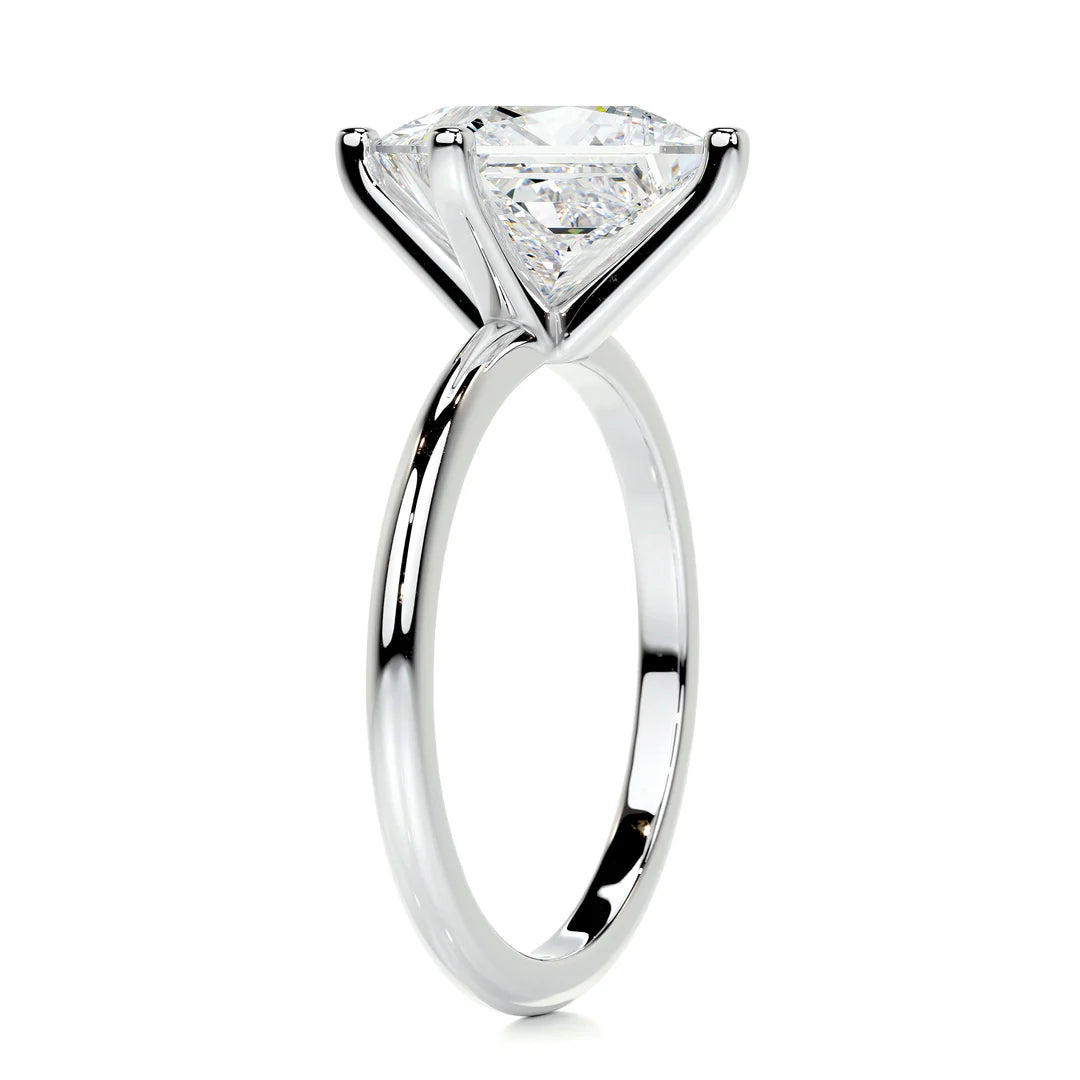 Princess Curve Moissanite Ring