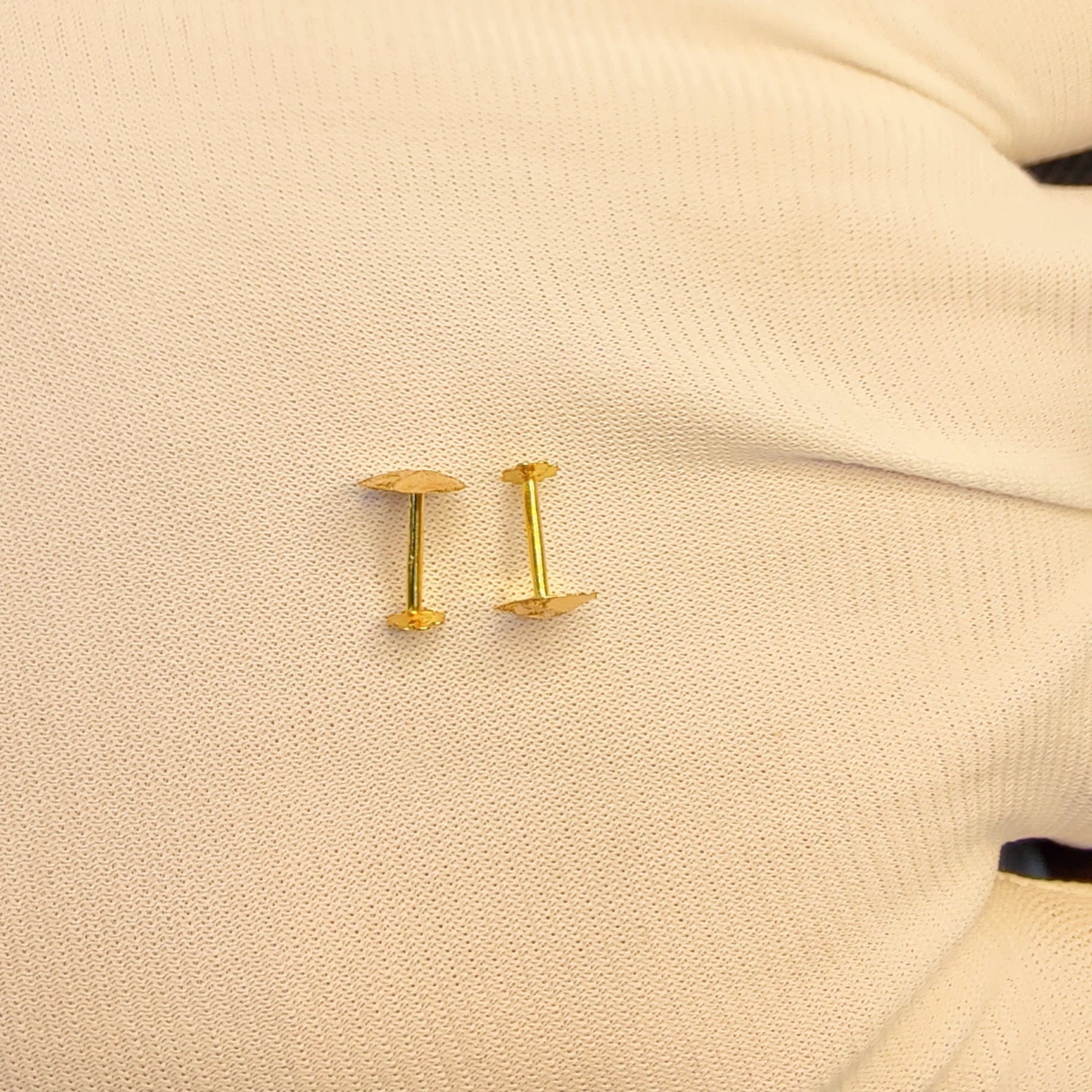 21k Gold Four-Leaf Clover Stud Earrings
