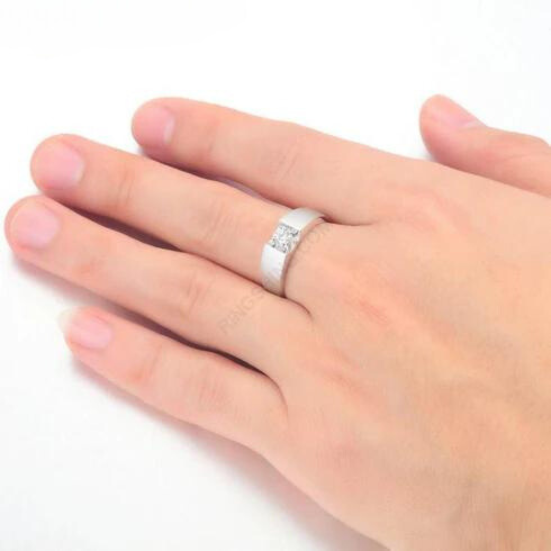 A Round Cut Moissanite Men's Ring - Nawaz Jewellers