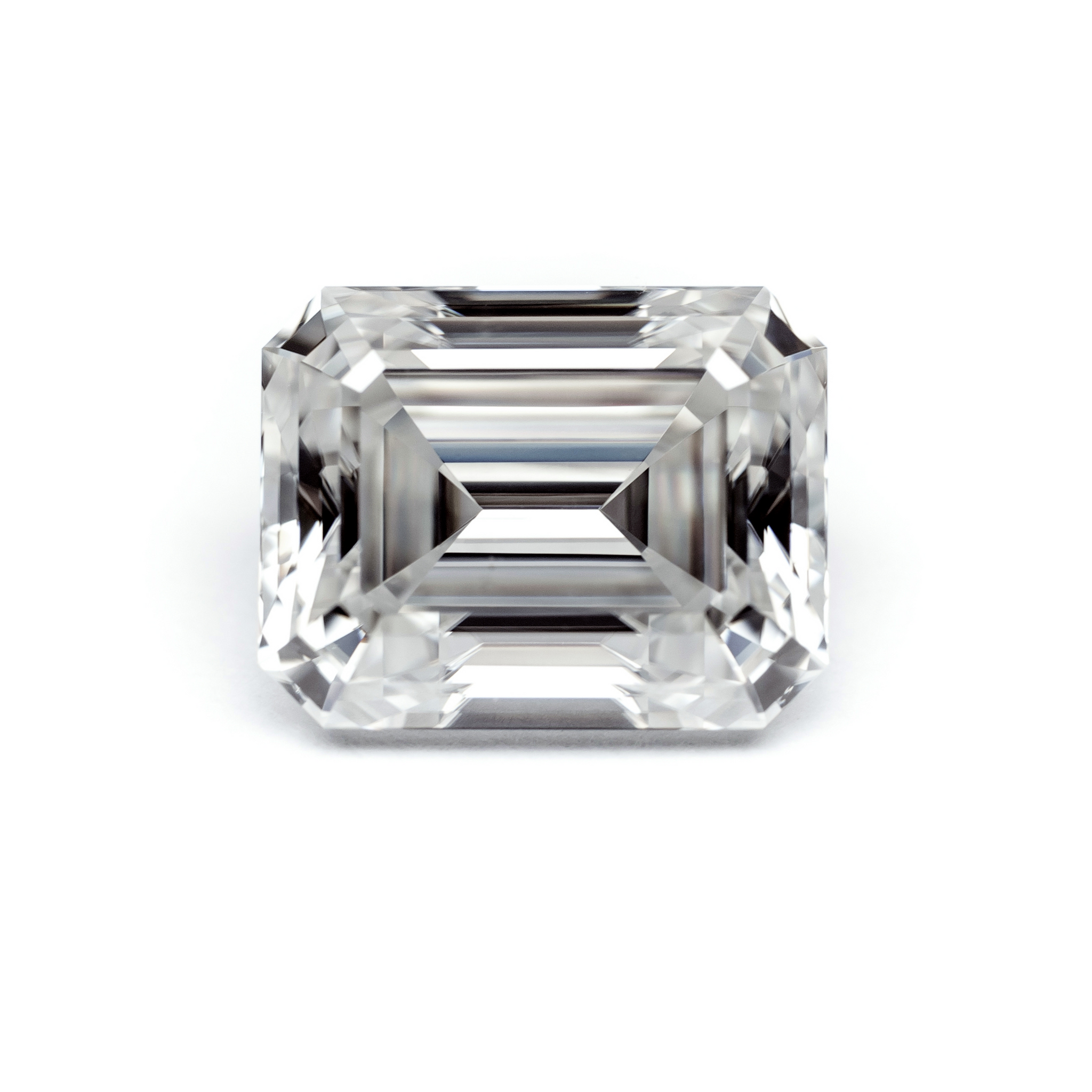 Emerald-Cut Moissanite Diamond - Nawaz Jewellers