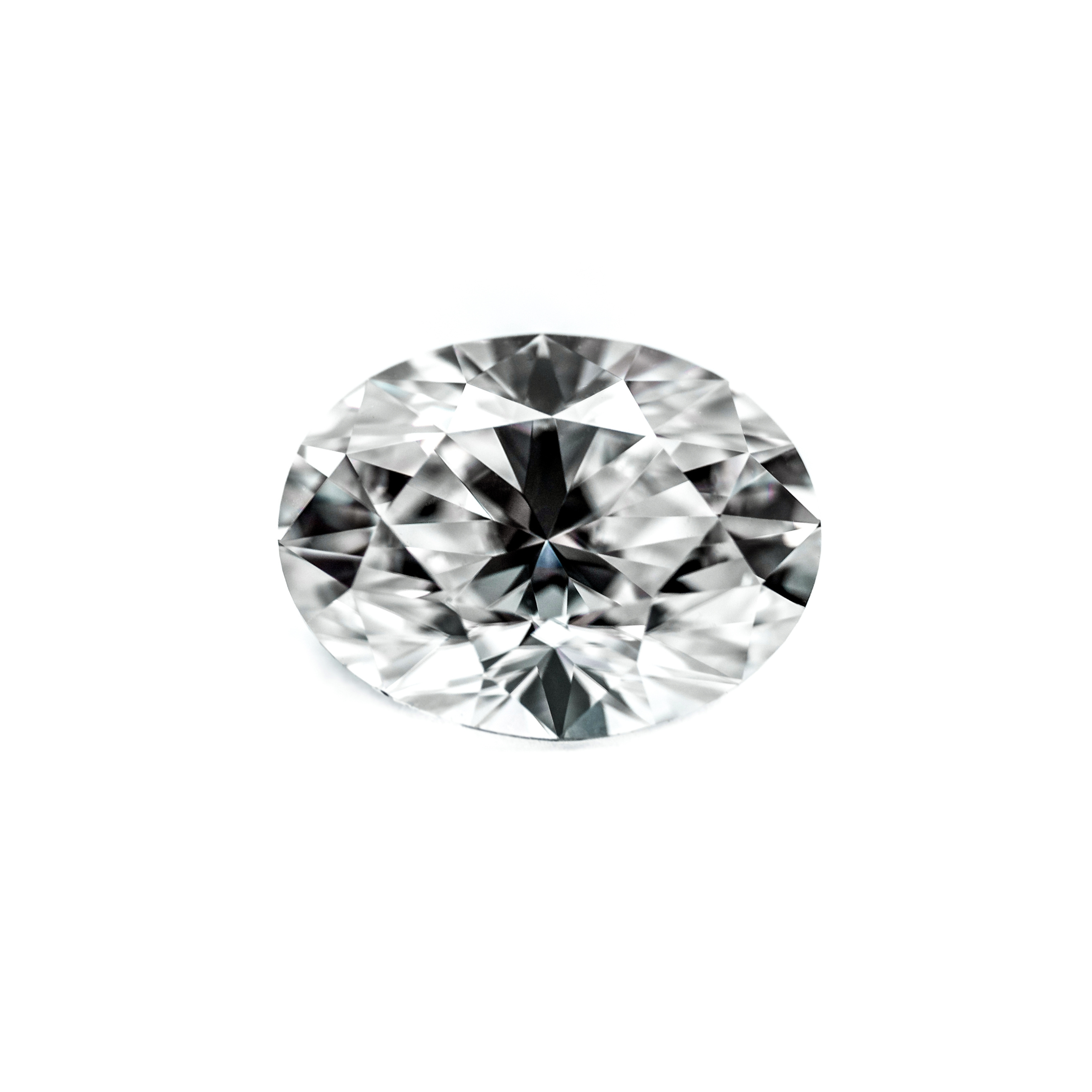 Oval-Cut Moissanite Diamond - Nawaz Jewellers