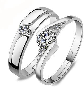 Solitaire Moissanite Couple Bands