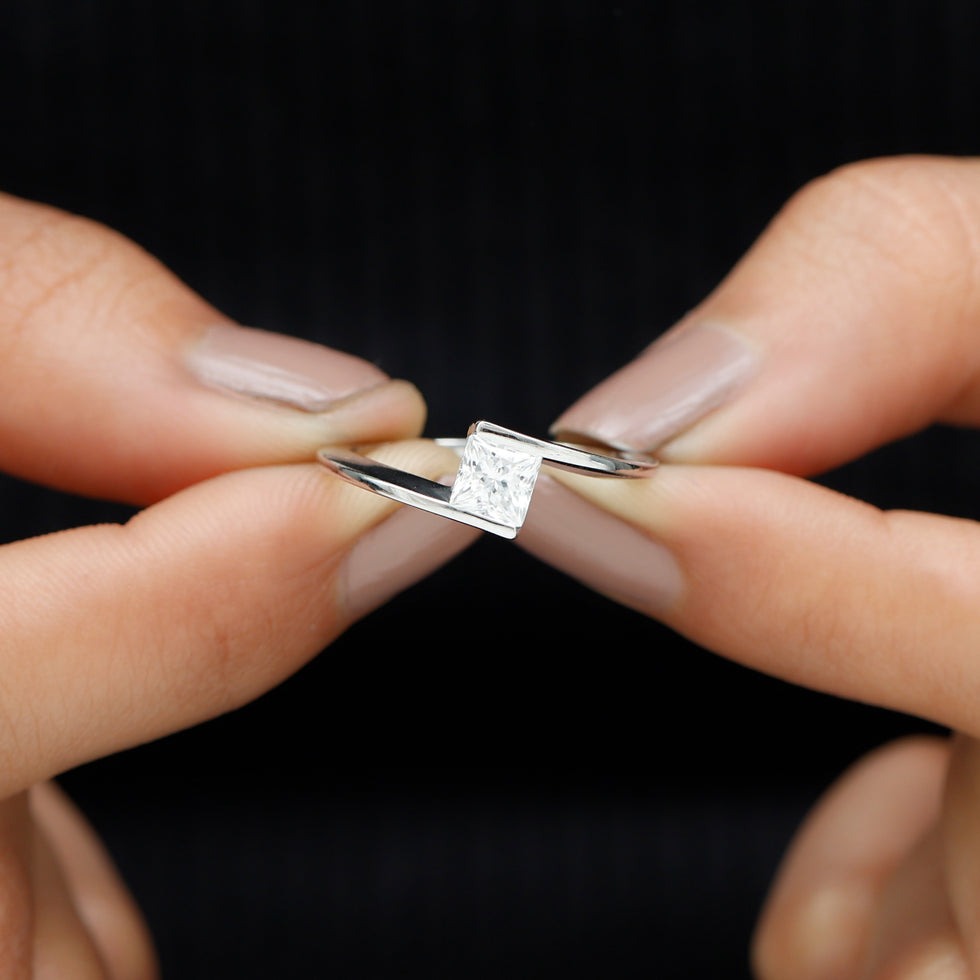 NJW-432 Princess Diamond Rotated Head Engagement Ring 18K White Gold Solitaire