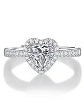 The Heart Embrace  Moisssanite Ring - Nawaz Jewellers