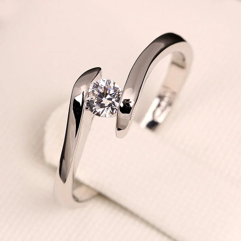 A Shank Twisted Moissanite Ring - Nawaz Jewellers