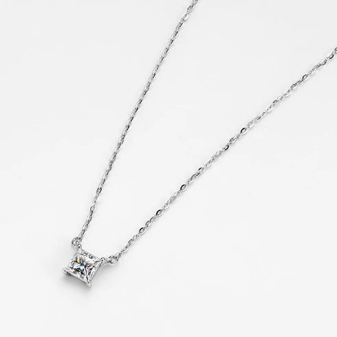 Regal Radiance Princess Cut Moissanite Pendant