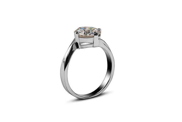 A Round-cut Solitaire Moissanite Ring